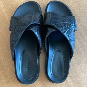 AEROSOLES Linney Women’s Sandals Black Snake print size 7